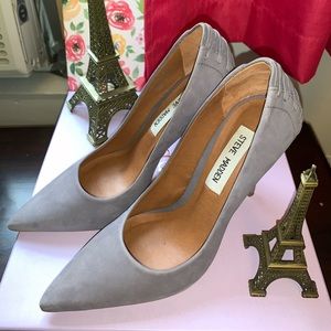 Beautiful gray heels